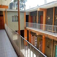 Kibiro Lodge