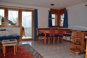 Alpengarten 6