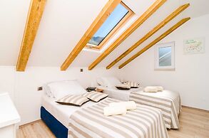 Apartments Knego