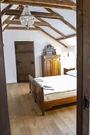 The Throne Boutique Hotel