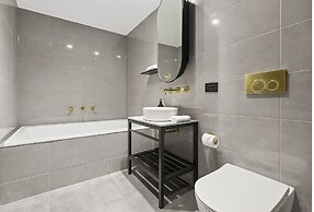 Melbourne City Apartment Hotel