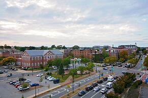 Hampton Inn Salem Boston