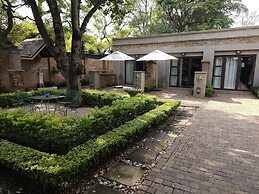 Maison de Leo Luxury Guesthouse