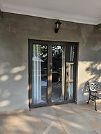 Maison de Leo Luxury Guesthouse