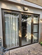 Maison de Leo Luxury Guesthouse