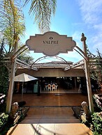 Maison de Leo Luxury Guesthouse
