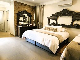 Maison de Leo Luxury Guesthouse
