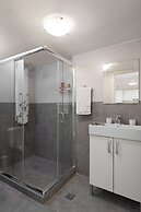 Central Luxury Apartment