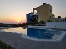 Villa Neptune With Stunning Private Pool - Maximum 6 Guests in Mastiha