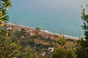 Beachfront Holiday House Eftichia