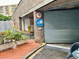 Big Flat In a Very Quiet Area and Well Connected