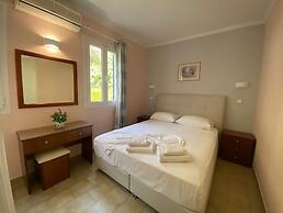 Corfu Glyfada Menigos Resort 40