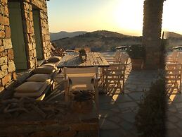 The Hill Top Cottage House In Kea
