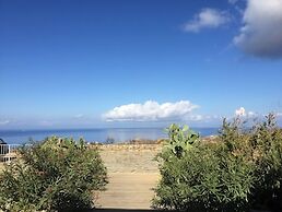The Hill Top Cottage House In Kea