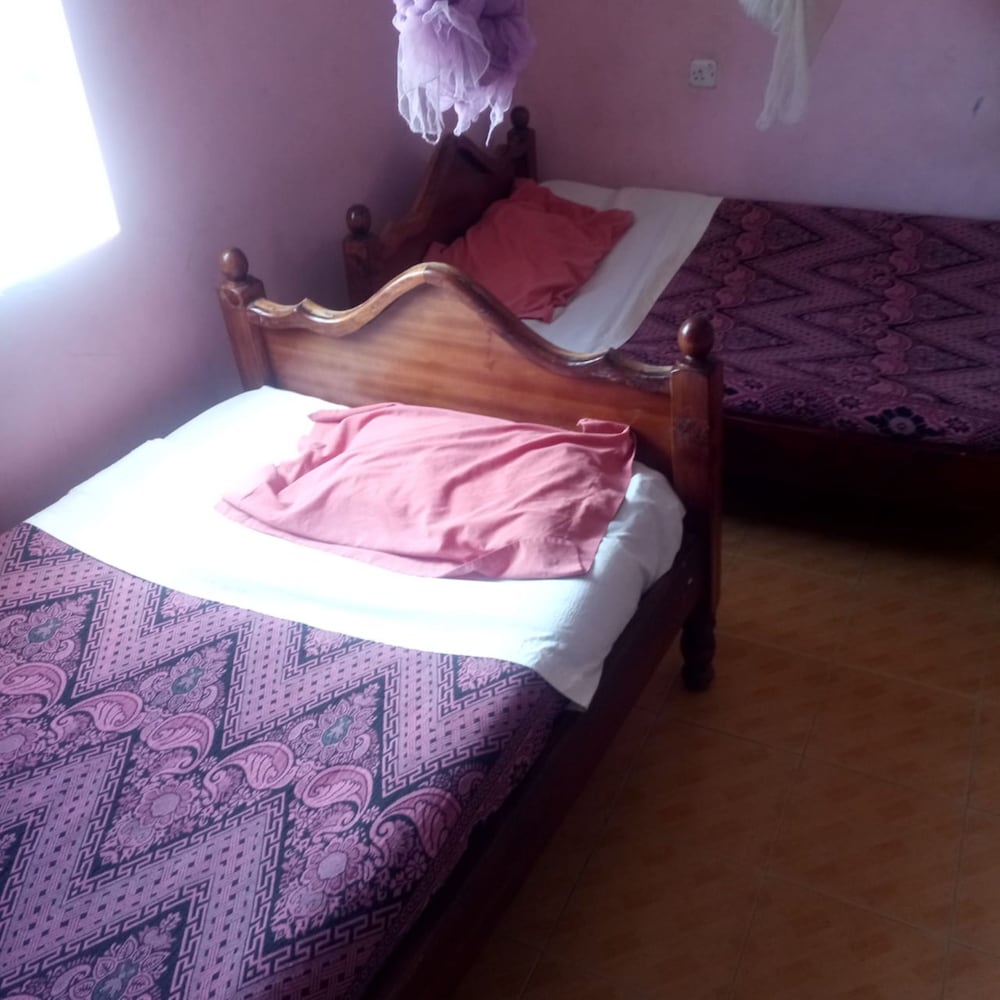 Comrade Lodge