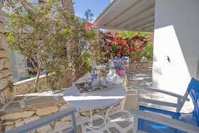 Kikis Refurbished Apartment a Veranda Dream