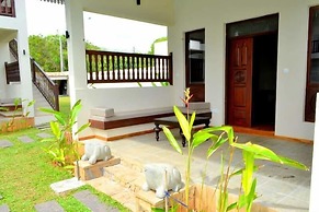 Guru Beach Resort