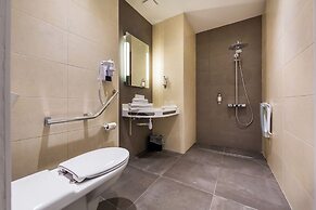 Brit Hotel - Hotel de l'Hippodrome