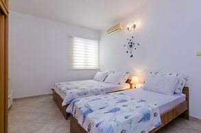 Apartment Alba