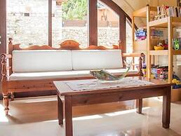 Group Accomodation, Heliopetra Studios And Houses