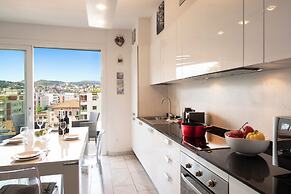 Panoramic Penthouse