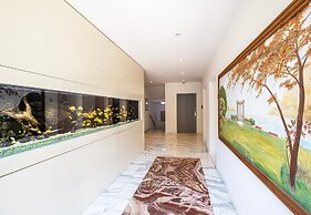 Panoramic Penthouse