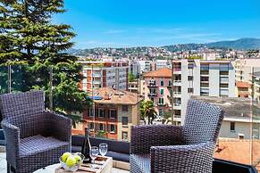 Panoramic Penthouse