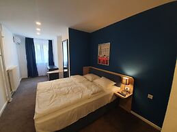 Premium Crown Suites