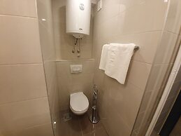 Premium Crown Suites