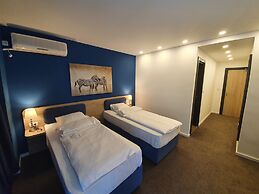 Premium Crown Suites