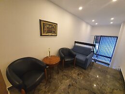 Premium Crown Suites