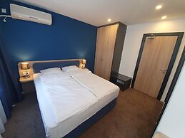 Premium Crown Suites