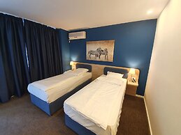 Premium Crown Suites
