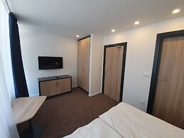 Premium Crown Suites