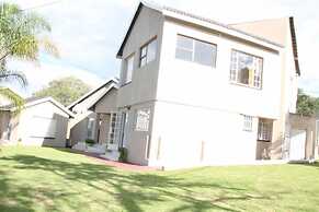 Kayamina Guesthouse