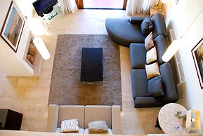 Villa 32 - Limni