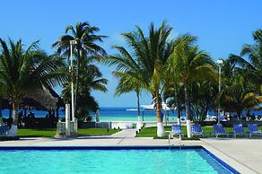 Oceanfront Condo at Voted Best Cancun Sandy Beach