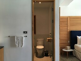 Laile Hostel