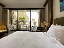 Laile Hostel