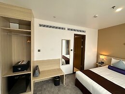 HOTEL YAH HANOI