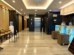 HOTEL YAH HANOI