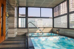 HOTEL YAH HANOI