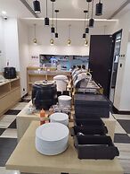 HOTEL YAH HANOI