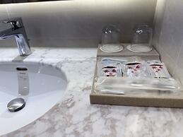 HOTEL YAH HANOI