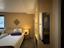 HOTEL YAH HANOI