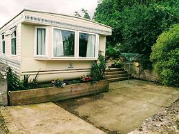 Midden Manor Country Stay on a Working Dairy Farm