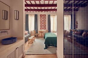 Cristine Bedfor Mahón Boutique Hotel