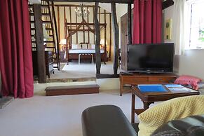 Greyhound Cottage