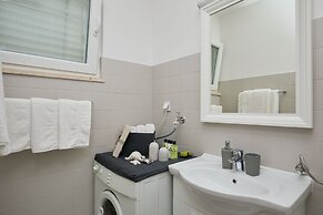 Bahari Apartment