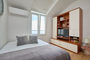 Bahari Apartment